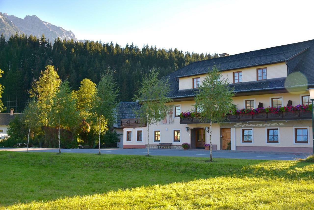 Sport Aktiv Pension Spanner - Tauplitz バート・ミッテルンドルフ エクステリア 写真